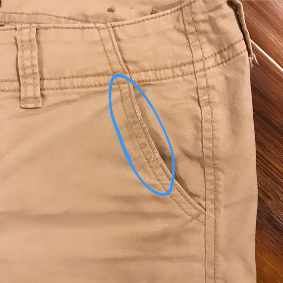 AMERICAN EAGLE Khaki Shortie Shorts - Picture 6 of 6
